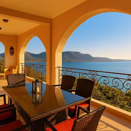 Filistron Seaview Bliss - Coastal Secluded Gem Villa *