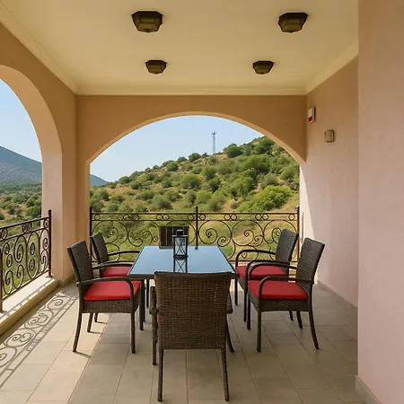 Вилла Filistron Seaview Bliss - Coastal Secluded Gem Taktikoupoli