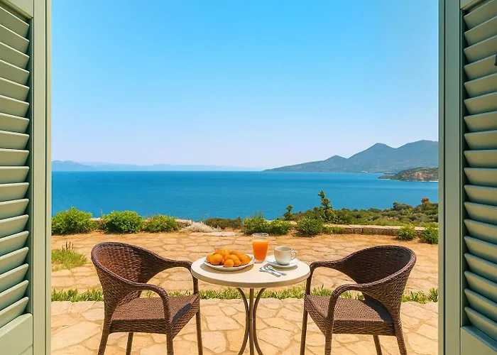 Вилла Filistron Seaview Bliss - Coastal Secluded Gem